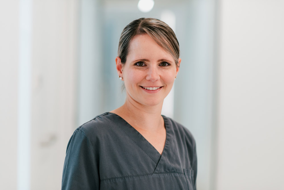 Portrait von Dr. Ann-Kathrin Thut